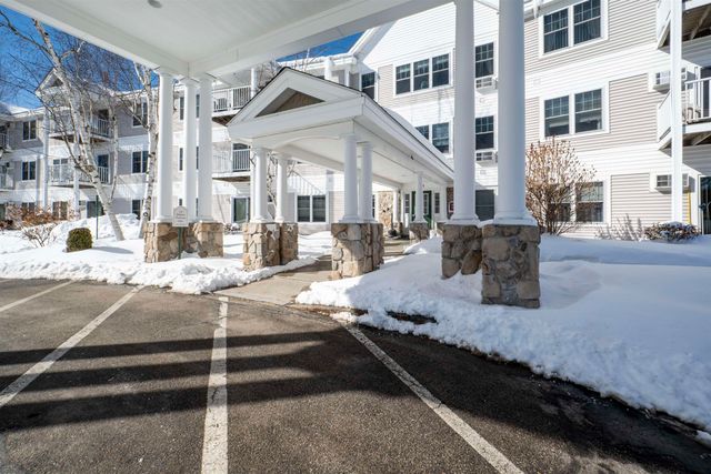 265 Edward J Roy Dr Unit 325, Manchester, NH 03104