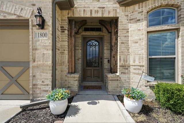 11800 Madrono Drive, Fort Worth, TX 76108