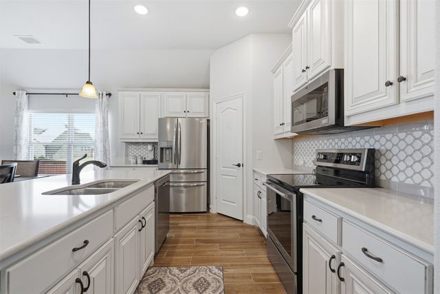 11800 Madrono Drive, Fort Worth, TX 76108