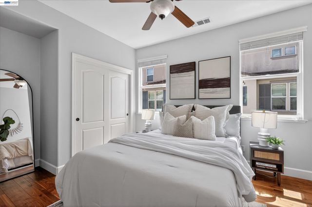 5880 Hillbrook Pl, Dublin, CA 94568