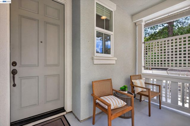 5880 Hillbrook Pl, Dublin, CA 94568