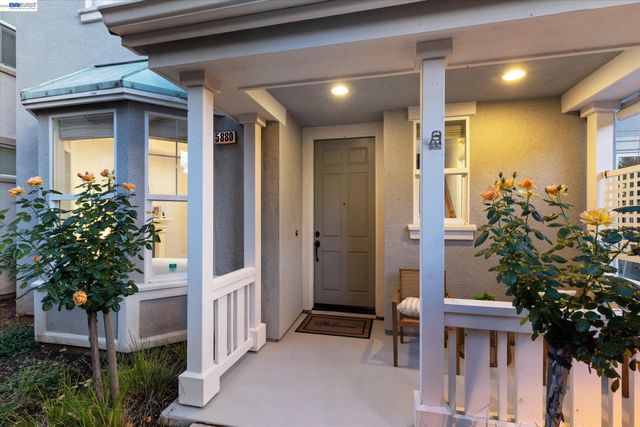 5880 Hillbrook Pl, Dublin, CA 94568