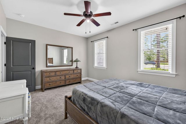 54 Stonegate Circle, Hampstead, NC 28443