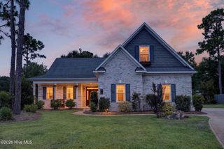 54 Stonegate Circle, Hampstead, NC 28443