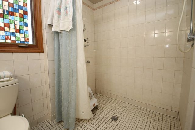 28 Wendell St, Saugus, MA 01906