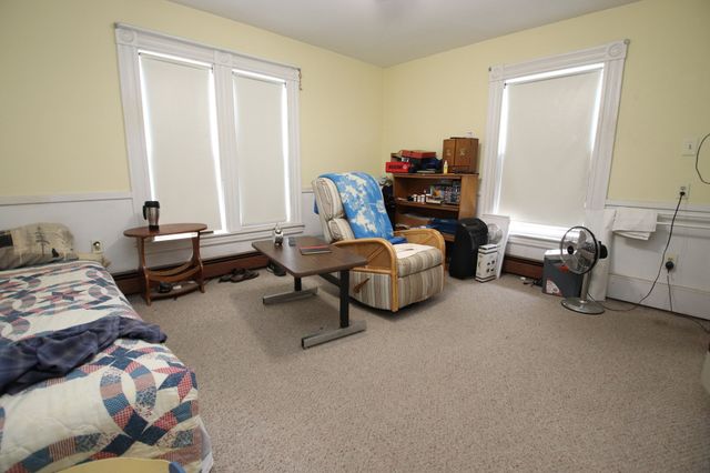 28 Wendell St, Saugus, MA 01906
