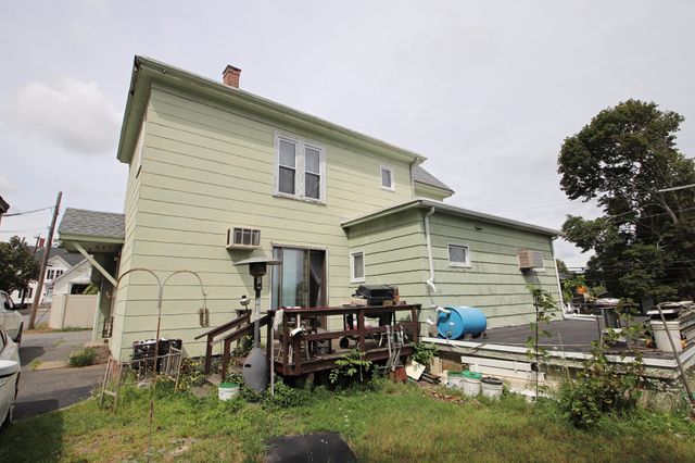 28 Wendell St, Saugus, MA 01906