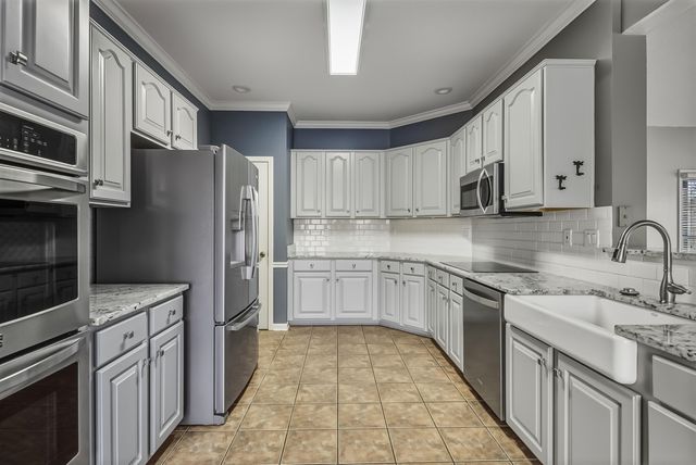 1979 HAMBURG CV, Memphis, TN 38016