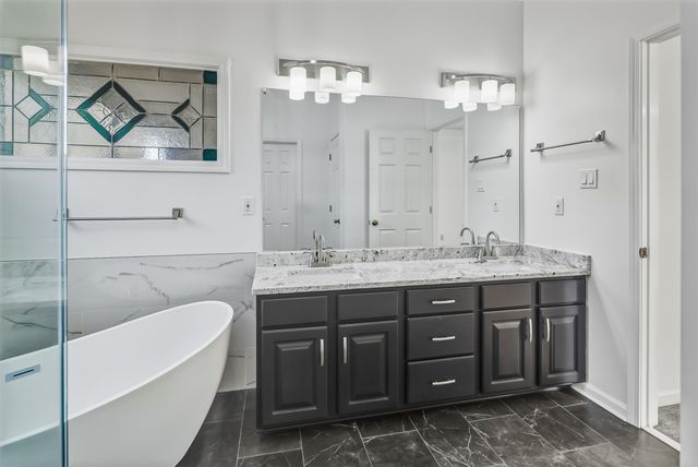 1979 HAMBURG CV, Memphis, TN 38016