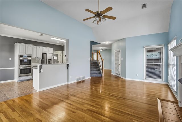 1979 HAMBURG CV, Memphis, TN 38016