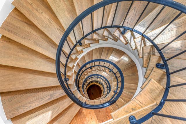 5219 Calle Cordoba Place, Houston, TX 77007