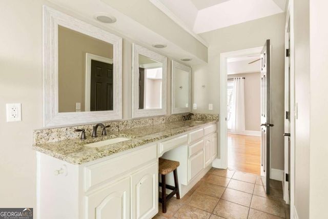 343 Brooks Woolsey Road, Fayetteville, GA 30215