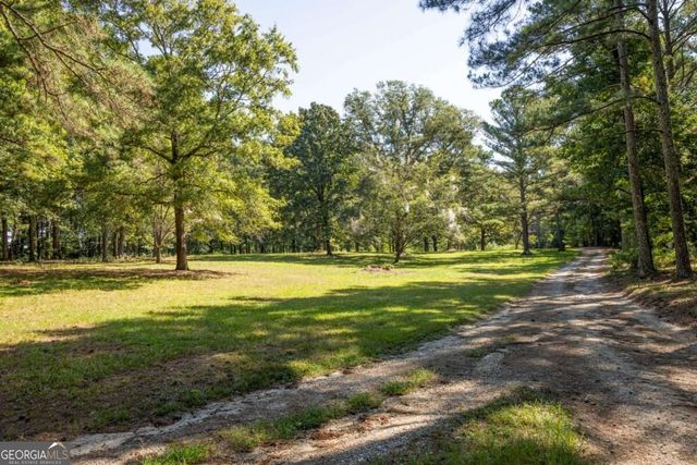 343 Brooks Woolsey Road, Fayetteville, GA 30215