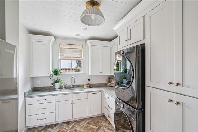 1556 PAINTED HORSE PASS, Collierville, TN 38017