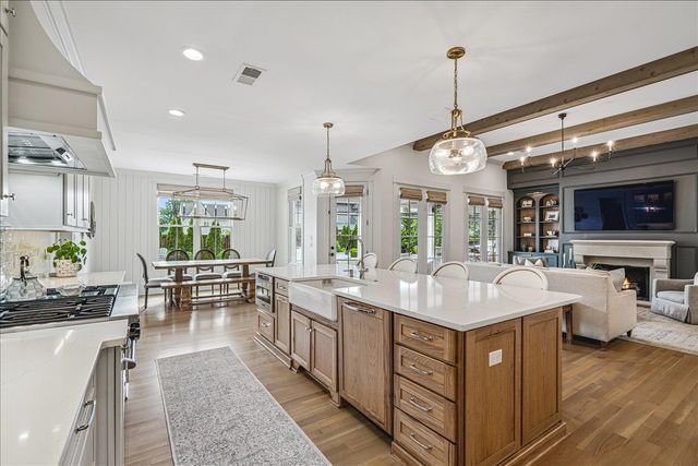 1556 PAINTED HORSE PASS, Collierville, TN 38017