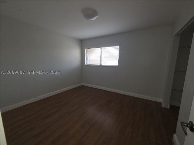 12025 S Las Palmas Dr 12025, Pembroke Pines, FL 33025