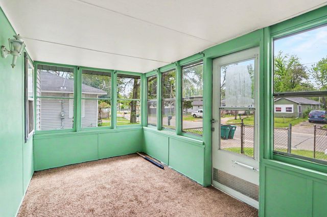 30 Avenue B, Springfield, MI 49037