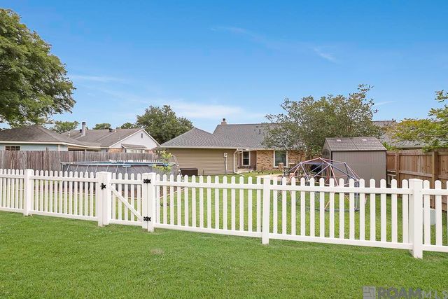 1540 Heartwood Dr, Baton Rouge, LA 70816