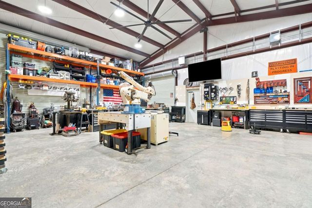6100 Henderson Mountain Road, Jasper, GA 30143