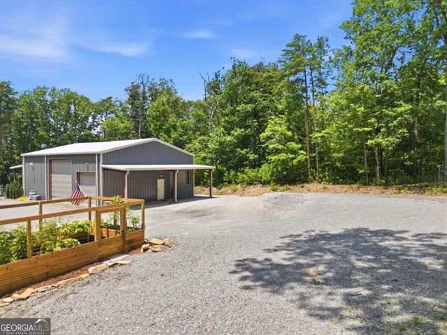 6100 Henderson Mountain Road, Jasper, GA 30143