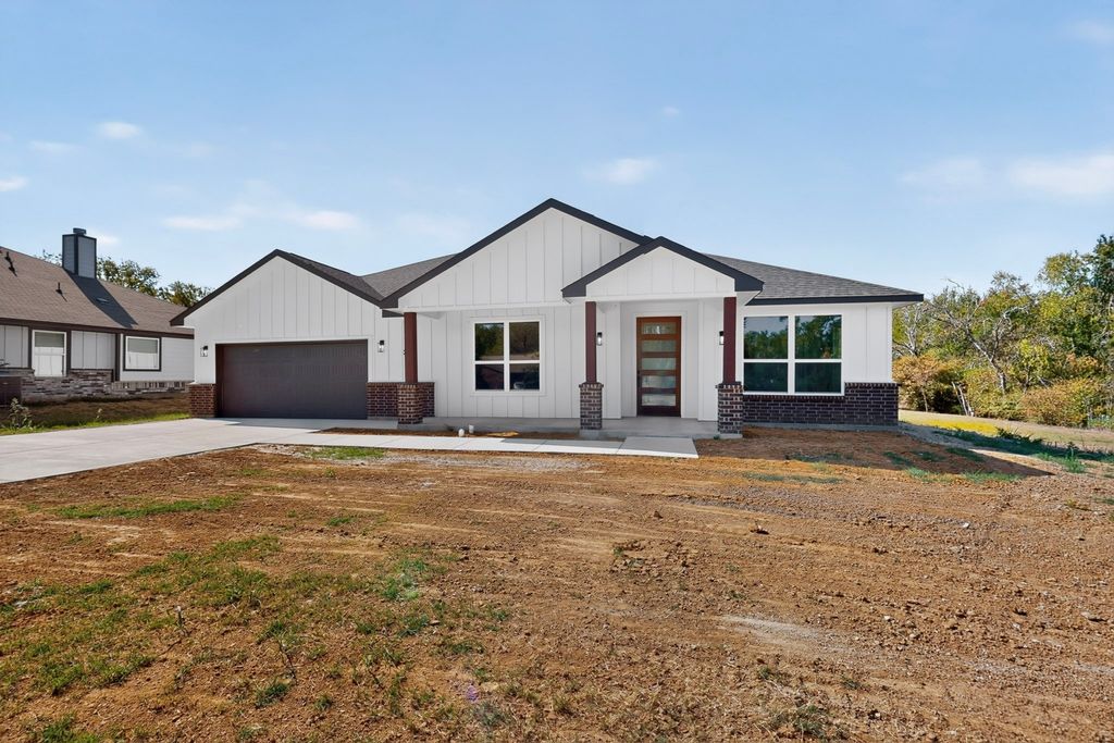 203 W Mansfield Avenue, Kennedale, TX 76060 — photo 3
