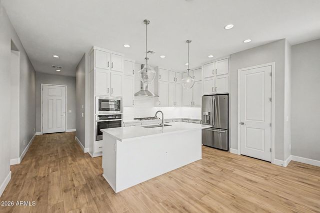 19401 W MISSOURI Avenue, Litchfield Park, AZ 85340