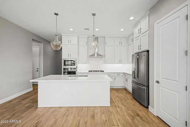 19401 W MISSOURI Avenue, Litchfield Park, AZ 85340