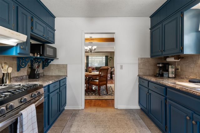 1520 S Lynn Lane Road, Tulsa, OK 74108