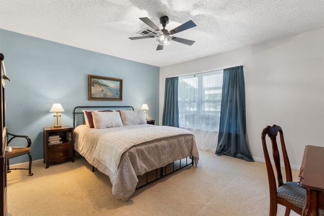 1520 S Lynn Lane Road, Tulsa, OK 74108