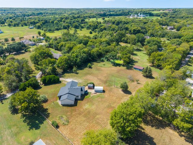 1520 S Lynn Lane Road, Tulsa, OK 74108