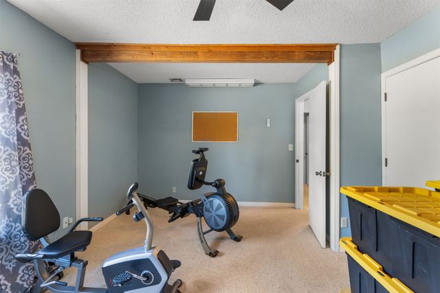 1520 S Lynn Lane Road, Tulsa, OK 74108
