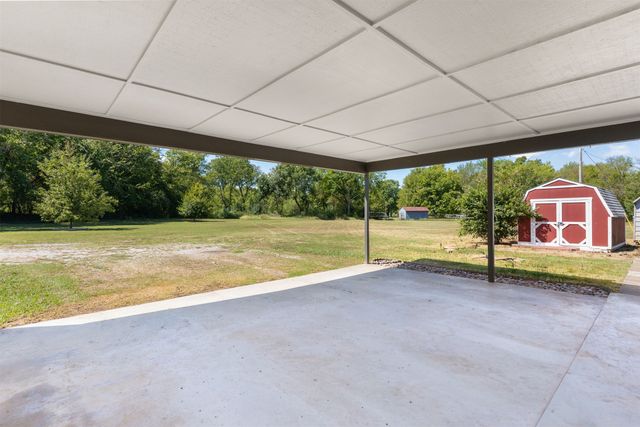 1520 S Lynn Lane Road, Tulsa, OK 74108