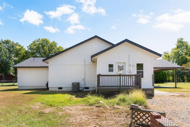 1520 S Lynn Lane Road, Tulsa, OK 74108