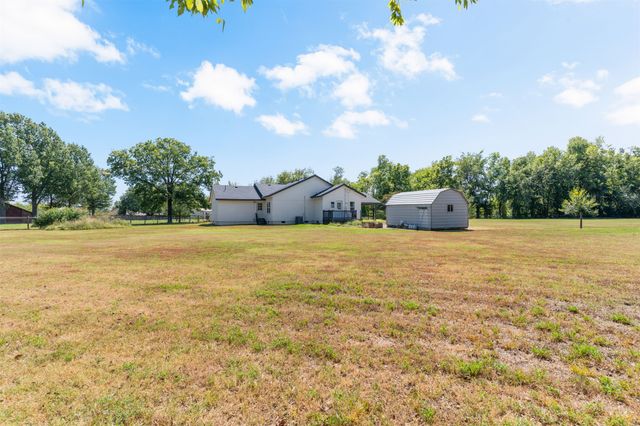 1520 S Lynn Lane Road, Tulsa, OK 74108