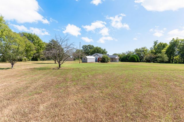 1520 S Lynn Lane Road, Tulsa, OK 74108