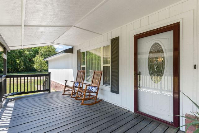 1520 S Lynn Lane Road, Tulsa, OK 74108