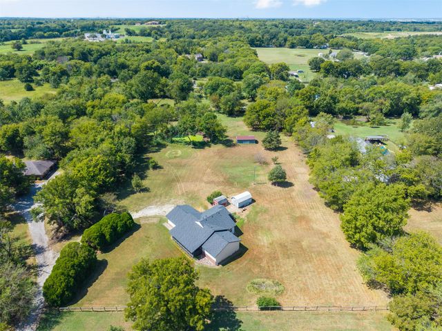 1520 S Lynn Lane Road, Tulsa, OK 74108