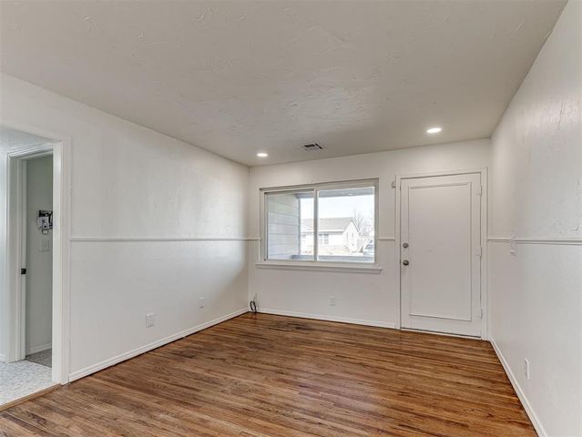 6910 NW 53rd Street, Bethany, OK 73008