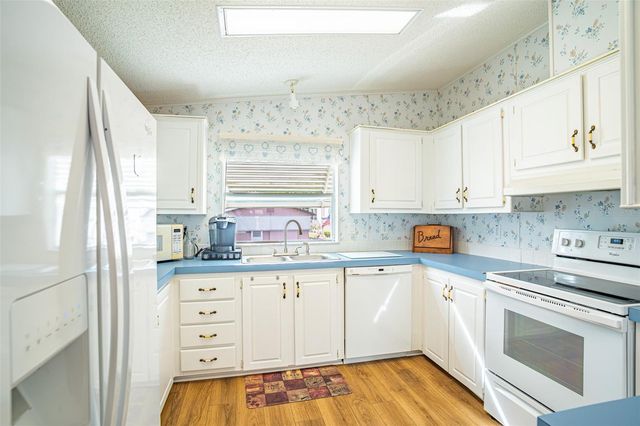 56 BEAVERKILL DRIVE, Lake Wales, FL 33898