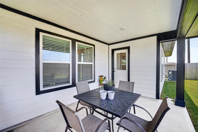 12707 Gabrial Drive, Crosby, TX 77532