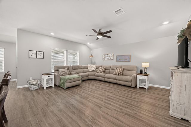 12707 Gabrial Drive, Crosby, TX 77532