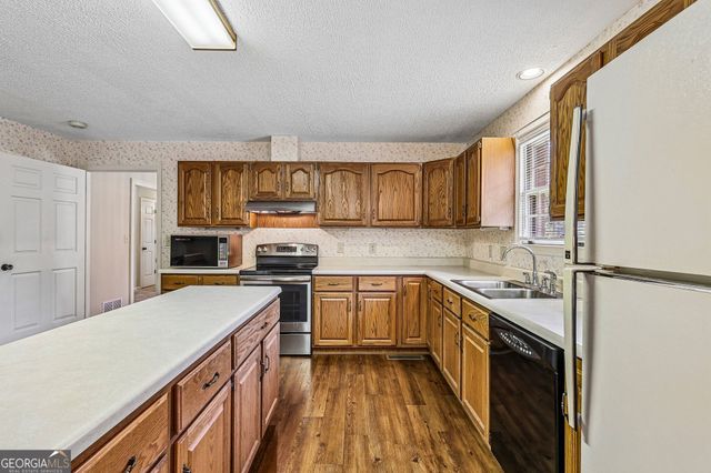 8791 Pleasant Hill Road, Lithonia, GA 30058