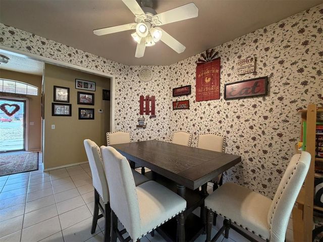 8209 NW 99th Street, Oklahoma City, OK 73162