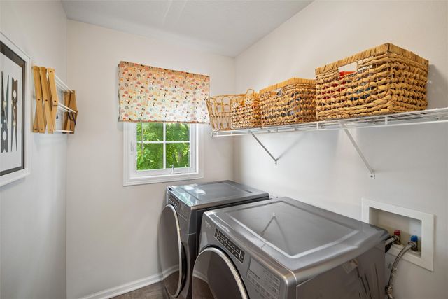 330 NE Carefree Lane, Waukee, IA 50263