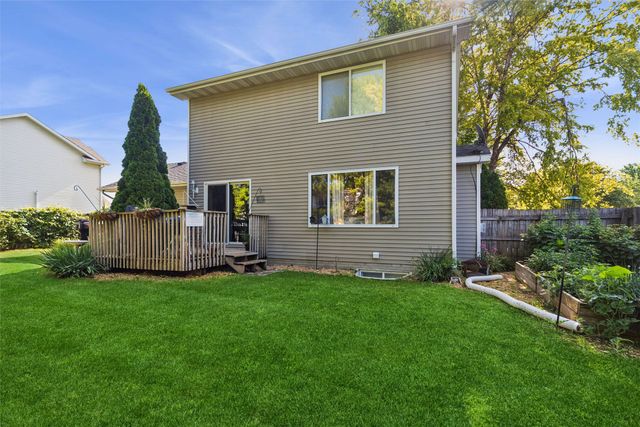 330 NE Carefree Lane, Waukee, IA 50263