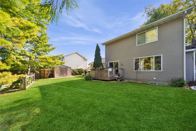 330 NE Carefree Lane, Waukee, IA 50263