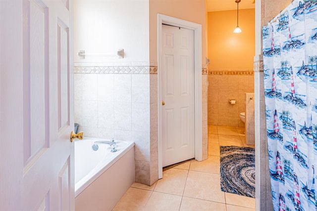 225 LOMA DEL SOL DRIVE, Davenport, FL 33896