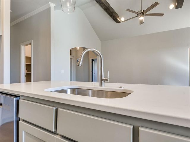 9232 SW 44th Terrace, Oklahoma City, OK 73179