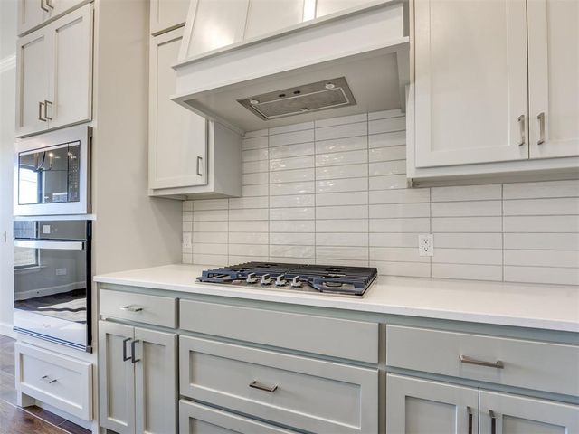 9232 SW 44th Terrace, Oklahoma City, OK 73179