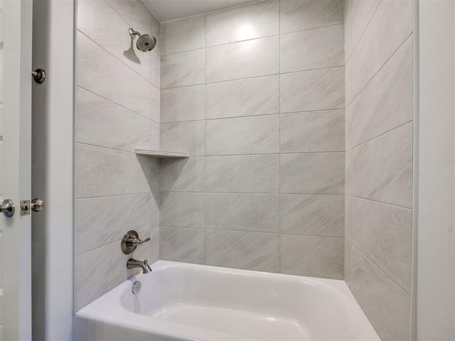 9232 SW 44th Terrace, Oklahoma City, OK 73179